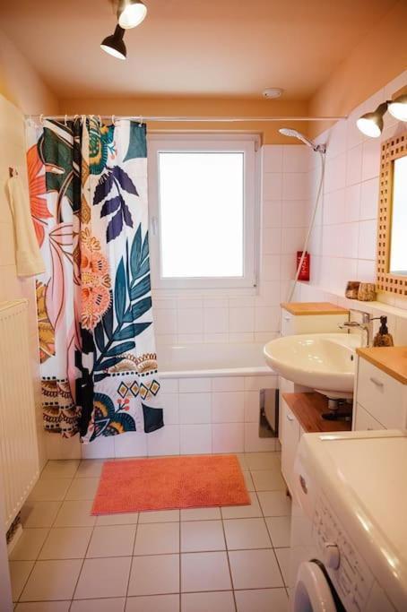 Boho-Chic-Wohnung Neusiedl นอยซีเดิลอัมเซ ภายนอก รูปภาพ