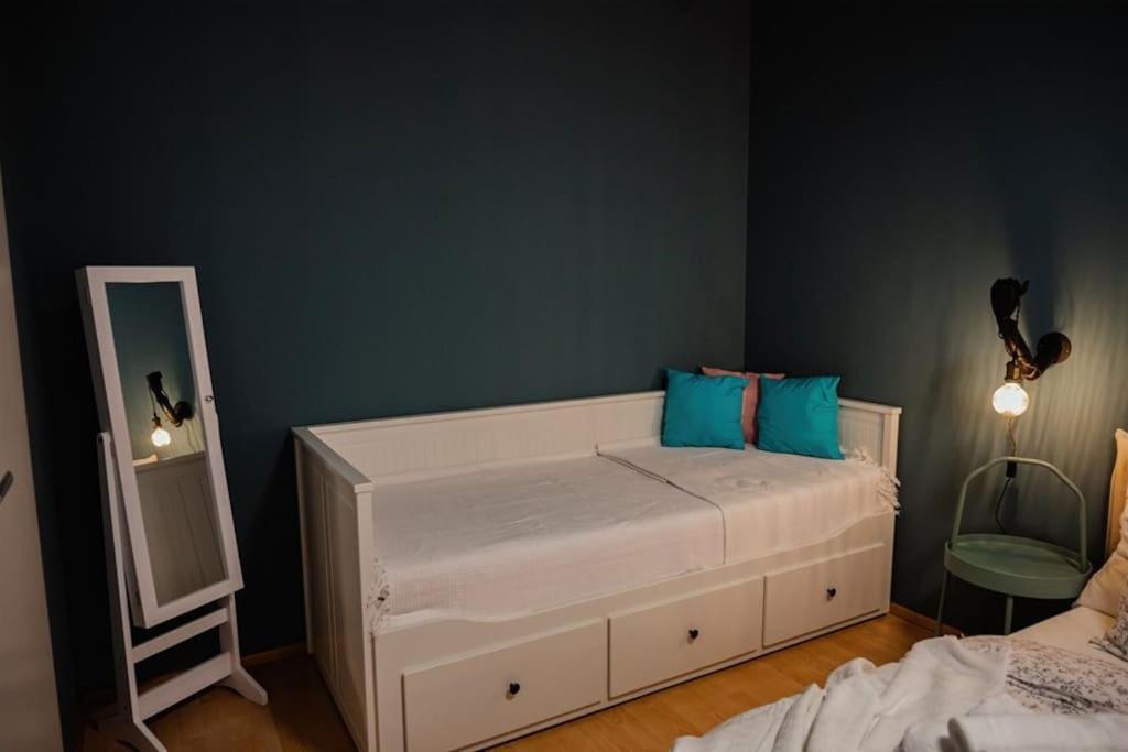 Boho-Chic-Wohnung Neusiedl นอยซีเดิลอัมเซ ภายนอก รูปภาพ